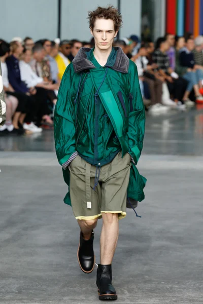 Look 20